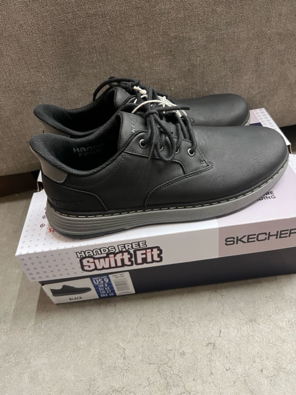 Skechers Men's Black Low-Top Lace-Up Casual Sneakers
